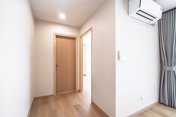 ขายด่วนคอนโด The Link Sukhumvit 50 ทำเลทอง ใจกลางสุขุมวิท ห้องมุม รีโนเวทใหม่ ไม่เคยปล่อยเช่า 2.89ล. โทร 061-3629235