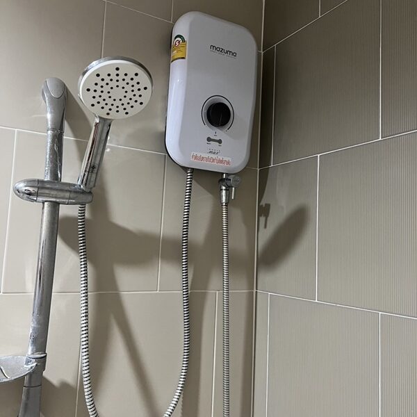 The Kith Plus พหลโยธิน - คูคต คอนโดสวย พร้อมอยู่ ราคาดีมาก เฟอร์ครบ ทำเลดี ใกล้ดอนเมือง โทร 0811715953