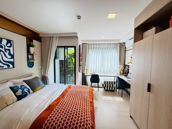 ห้ามพลาด ดีคอนโด วีวิด รังสิต ทำเลดีมาก ใกล้ ม.กรุงเทพ พร้อมรถรับ-ส่งถึงหน้ามหาลัย โทร 065-4496399