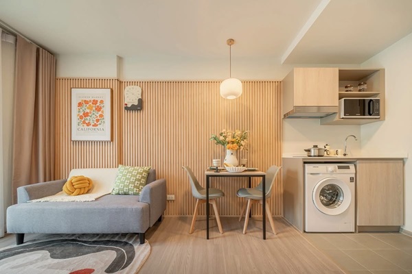 ดีคอนโด เซนส์ บางแสน พร้อมเข้าอยู่แล้ววันนี้ คอนโด ใกล้ ม.บูรพา ราคาดีสุดในย่าน โทร 093-1681685