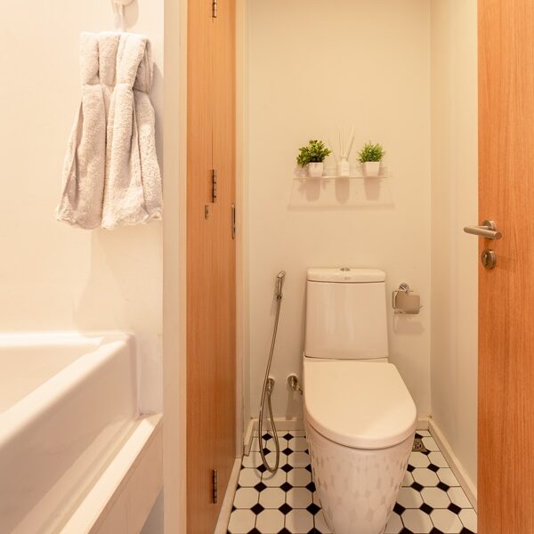 The Nest Ploenchit | Newly Renovated 1BR in Prime CBD — Move-in Ready Tel 062-992-5599