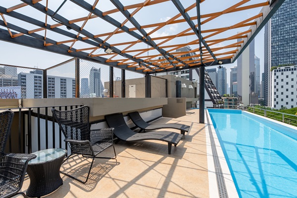The Nest Ploenchit | Newly Renovated 1BR in Prime CBD — Move-in Ready Tel 062-992-5599