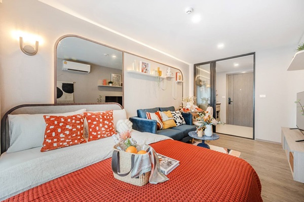 The Strand Indeed Condo คอนโดพร้อมอยู่ วิวทะเลศรีราชา ห้องแต่งครบ พร้อมเฟอร์นิเจอร์ โทร 065-5639565