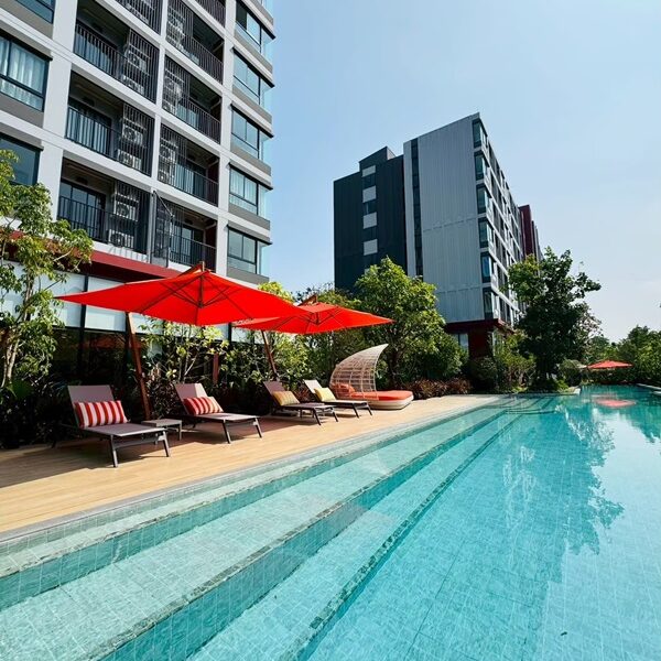 dcondo Vivid Rangsit คอนโดตรงข้าม ม.กรุงเทพ ข้ามสะพานลอย = ถึงมหาลัย พร้อมอยู่! โทร 061-616-1426